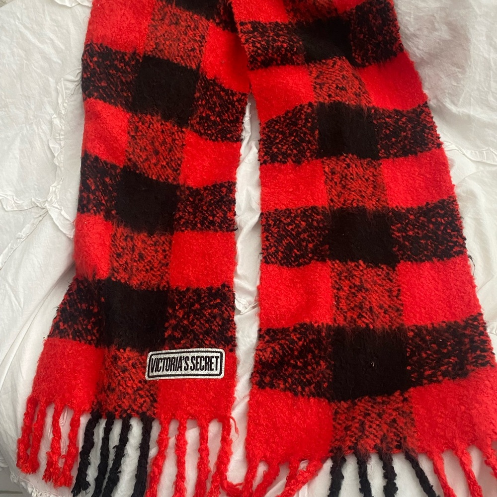 Victoria secret scarf